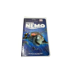 New sealed Disney Finding Nemo VHS. 2001. classic vintage disney